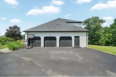 14 Woodshire Ter, Montville Township, NJ 07082 - Photo 36
