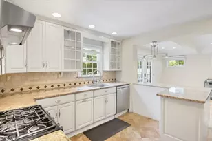36 Amelia Ave, Livingston, NJ 07039 - Photo 8