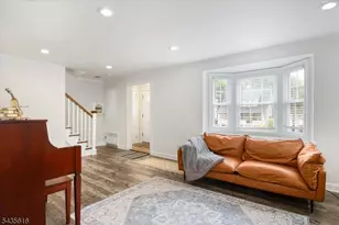 36 Amelia Ave, Livingston, NJ 07039 - Photo 4