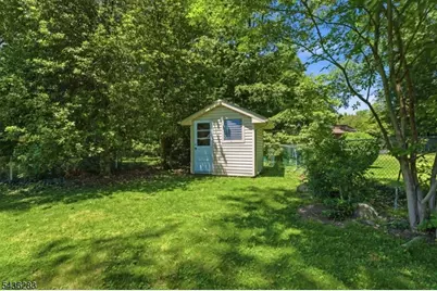 13 Potter Ct, Montclair, NJ 07043 - Photo 16