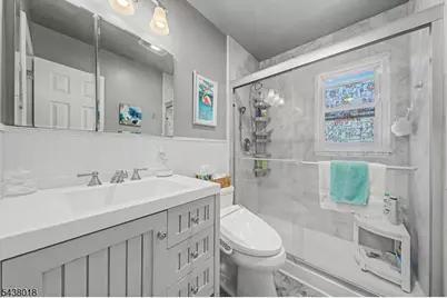 714 5th Street, Carlstadt, NJ 07072 - Photo 12