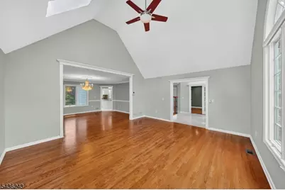 8 Van Duyne Ct, Montville Township, NJ 07082 - Photo 18