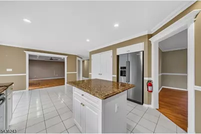 8 Van Duyne Ct, Montville Township, NJ 07082 - Photo 10