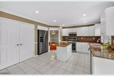 8 Van Duyne Ct, Montville Township, NJ 07082 - Photo 8