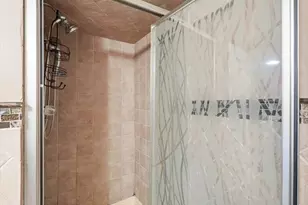 122 Glenwood Ave, Bloomfield, NJ 07003 - Photo 38