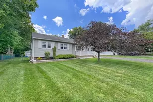 120 Oak St, Bridgewater, NJ 08807 - Photo 2