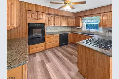 120 Oak St, Bridgewater, NJ 08807 - Photo 12