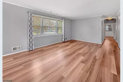120 Oak St, Bridgewater, NJ 08807 - Photo 8