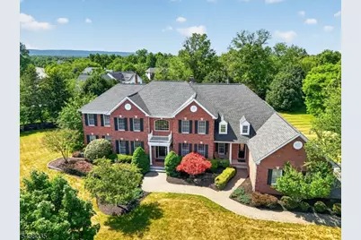 116 Grayson Dr, Montgomery Township, NJ 08502 - Photo 2