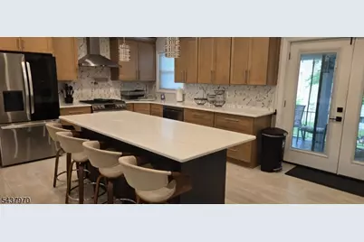 316 Cranford Ave, Linden, NJ 07036 - Photo 1