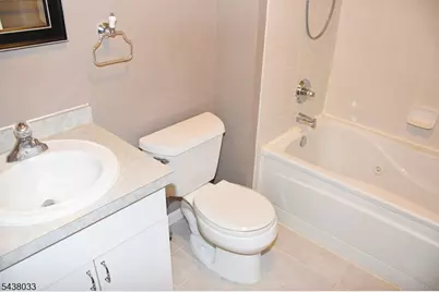 125 Springhill Dr, Parsippany, NJ 07950 - Photo 22
