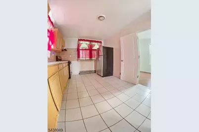 54 Gates Ave #2, Jersey City, NJ 07305 - Photo 2