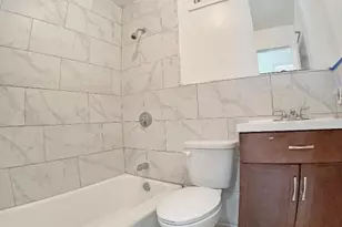 54 Gates Ave, Jersey City, NJ 07305 - Photo 4