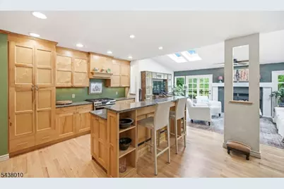 38 W Main St, Mendham Township, NJ 07945 - Photo 10