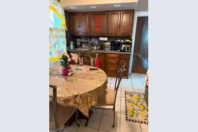 584 Gregory Ave, Clifton, NJ 07011 - Photo 18
