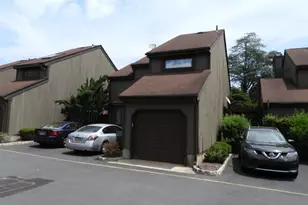 41 Riverbend Dr, North Brunswick Township, NJ 08902 - Photo 2