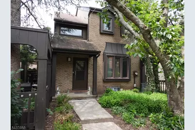 41 Riverbend Dr, North Brunswick Township, NJ 08902 - Photo 1