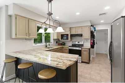 17 Grandview Ter, Sparta Township, NJ 07871 - Photo 14