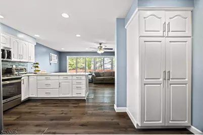 33 Mapes Ave, Nutley, NJ 07110 - Photo 6