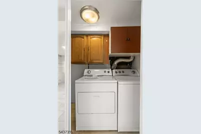 69 Columbia Ave, Jersey City, NJ 07307 - Photo 18