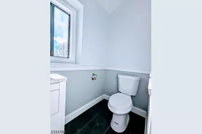 46 Bennington Sq, Washington Township, NJ 07840 - Photo 10
