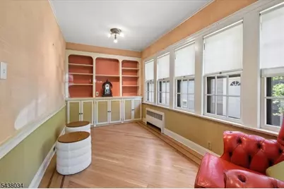 18 Burroughs Way, Maplewood, NJ 07040 - Photo 8