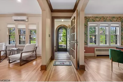 18 Burroughs Way, Maplewood, NJ 07040 - Photo 4