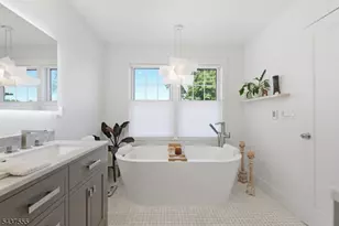 307 N Farview Ave, Paramus, NJ 07652 - Photo 26