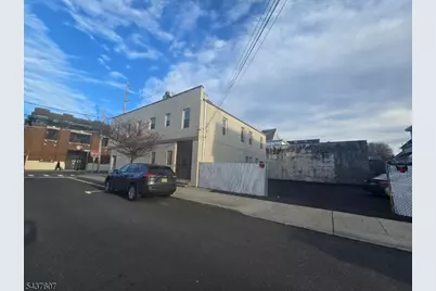 573 Van Houten Ave #3, Clifton, NJ 07013 - Photo 1