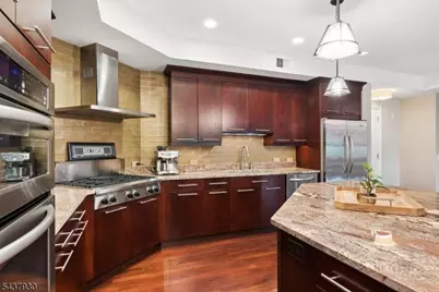 40 W Park Pl #513, Morristown, NJ 07960 - Photo 8