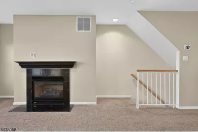27 Woodlake Dr, Sayreville, NJ 08859 - Photo 12