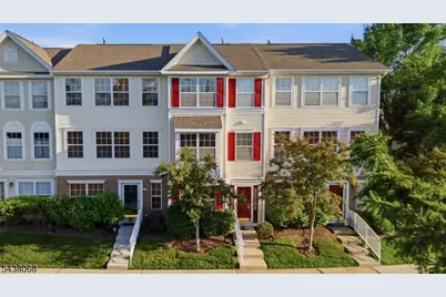 27 Woodlake Dr, Sayreville, NJ 08859 - Photo 1