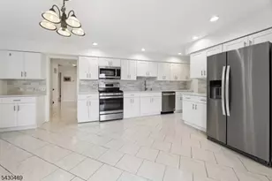 15 W Bradford Ave, Cedar Grove, NJ 07009 - Photo 10