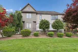 15 W Bradford Ave, Cedar Grove, NJ 07009 - Photo 2