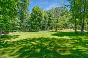 78 Bernard St, Branchburg Township, NJ 08876 - Photo 38