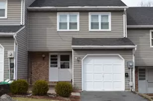 8 Stockton Ct, Parsippany, NJ 07950 - Photo 1