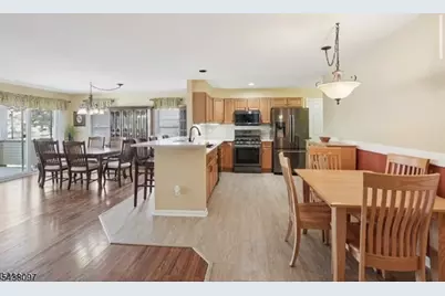 2 Caleb Ct, Hardyston Township, NJ 07419 - Photo 6