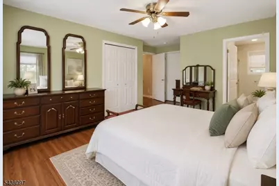 2 Caleb Ct, Hardyston Township, NJ 07419 - Photo 18