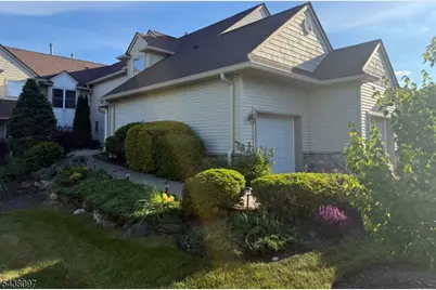 2 Caleb Ct, Hardyston Township, NJ 07419 - Photo 2