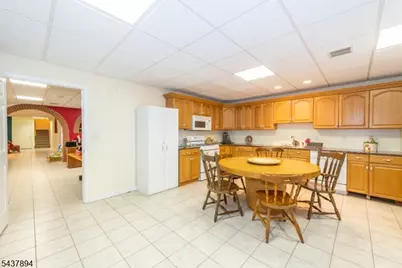5 Raine Tree Ct, Kinnelon, NJ 07405 - Photo 32