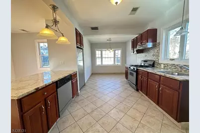 300 New Jersey Ave, Union Township, NJ 07083 - Photo 8