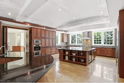 24-1 Douglass Ave, Bernardsville, NJ 07924 - Photo 16