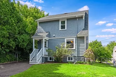 40 Comley Pl, Bloomfield, NJ 07003 - Photo 26