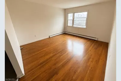 697 1/2 N 5th St, Newark, NJ 07107 - Photo 12