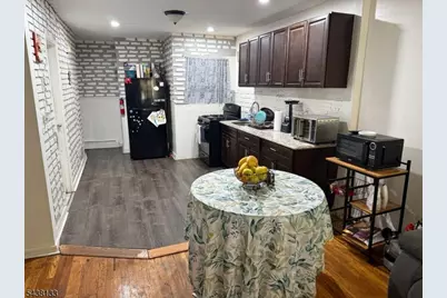 697 1/2 N 5th St, Newark, NJ 07107 - Photo 2