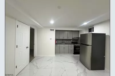 7 Circle Ave #1, Paterson, NJ 07522 - Photo 2