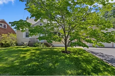 329 Maplewood Ave, Kenilworth, NJ 07033 - Photo 26