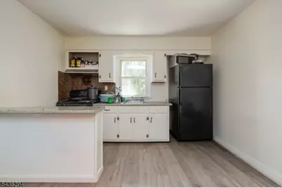 39 Broadway, West Milford Twp., NJ 07480 - Photo 18