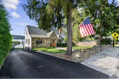 64 E Shore Trl, Sparta Township, NJ 07871 - Photo 4