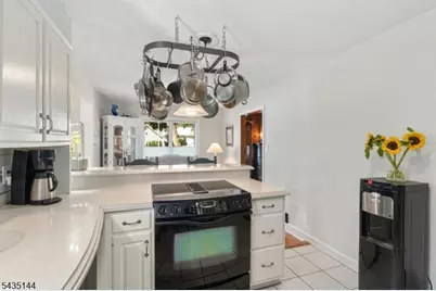 64 E Shore Trl, Sparta Township, NJ 07871 - Photo 20